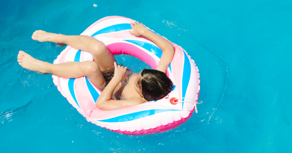 Owning a Swimming Pool: 4 Things You Need to Know